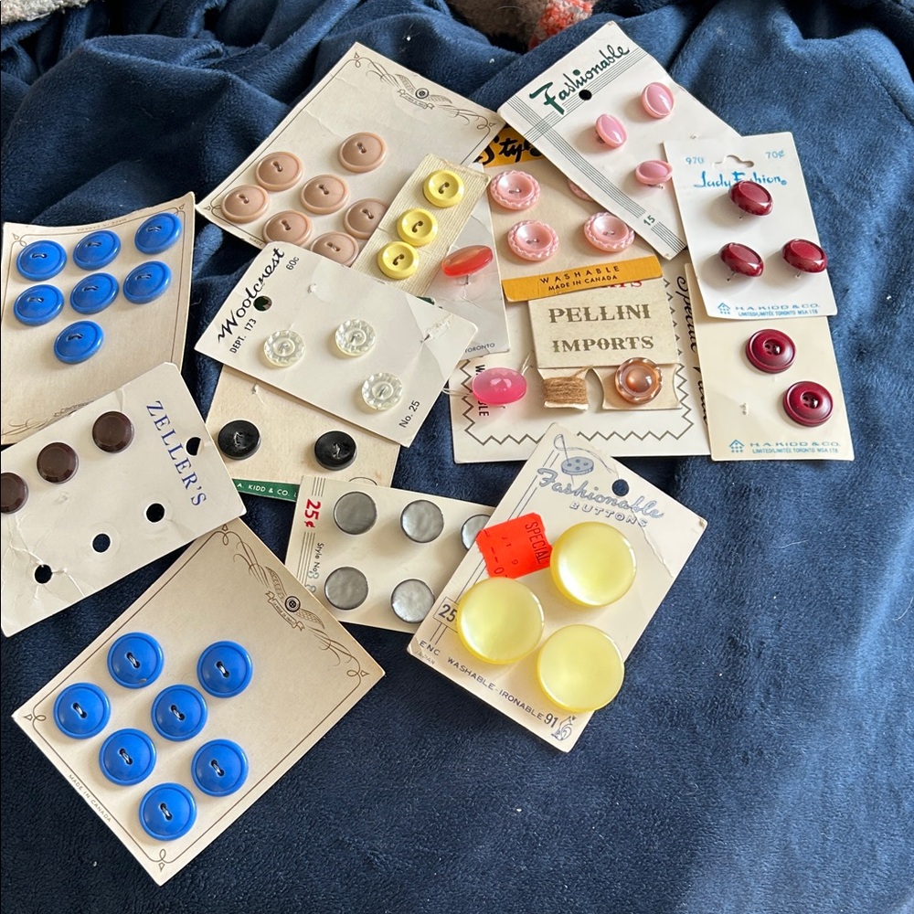 Assorted Vintage Button lot of 12 Collection